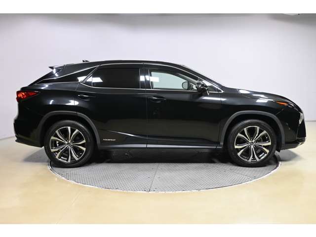 Lexus RX 6