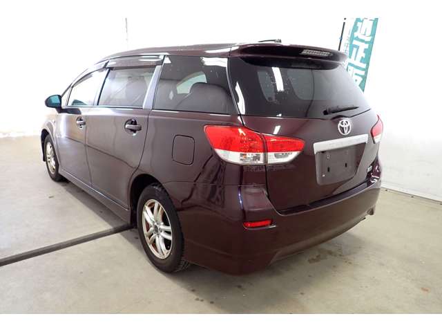 Toyota Wish 3