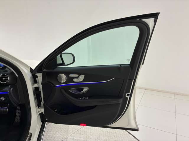 Mercedes-Benz E-Class All-Terrain 7