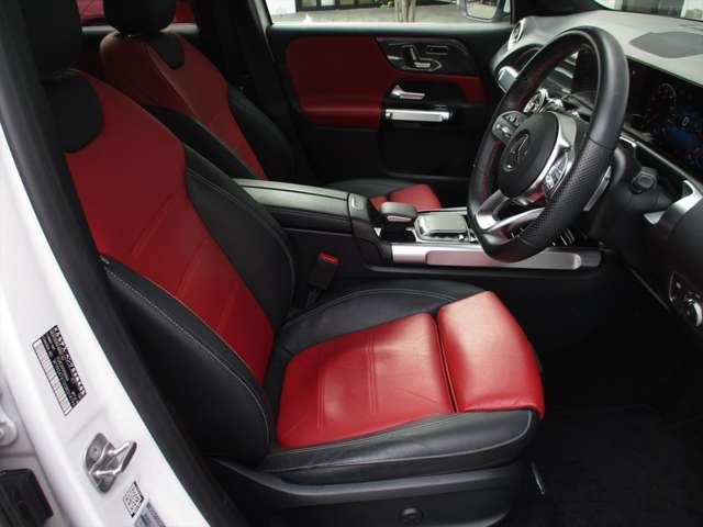 Mercedes-Benz GLB 11