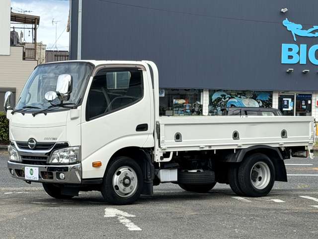Hino Dutro 2