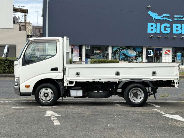 Hino Dutro 7