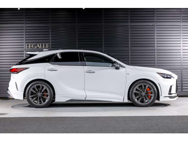 Lexus RX 7