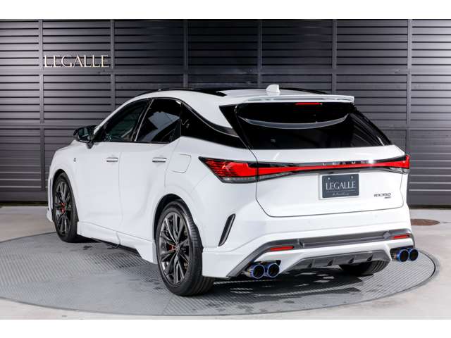 Lexus RX 10