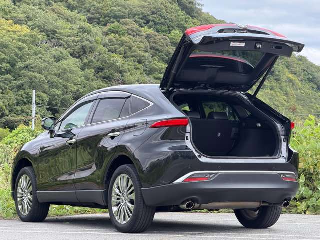 Toyota Harrier 5