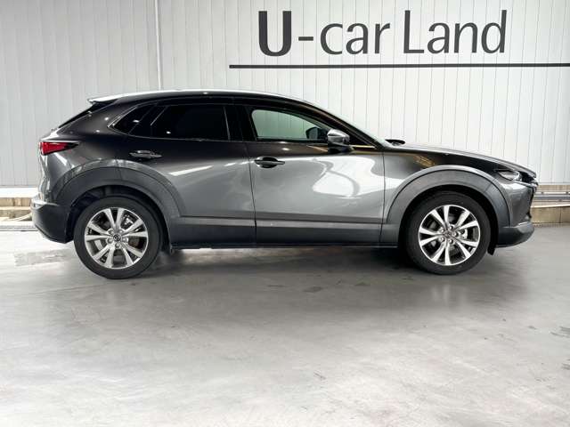 Mazda CX-30 4