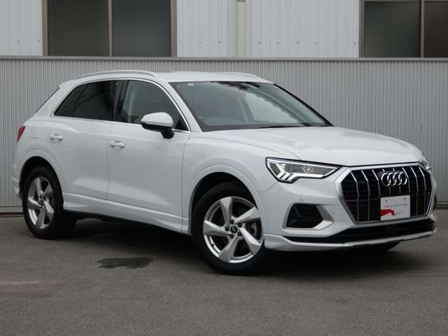 Audi Q3 12