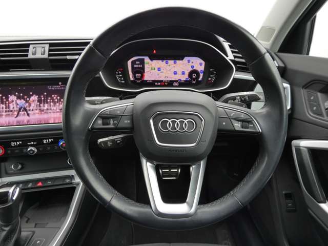 Audi Q3 4