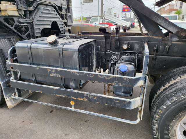 Hino Profia 12