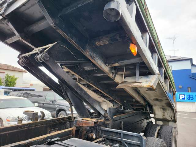 Hino Profia 10
