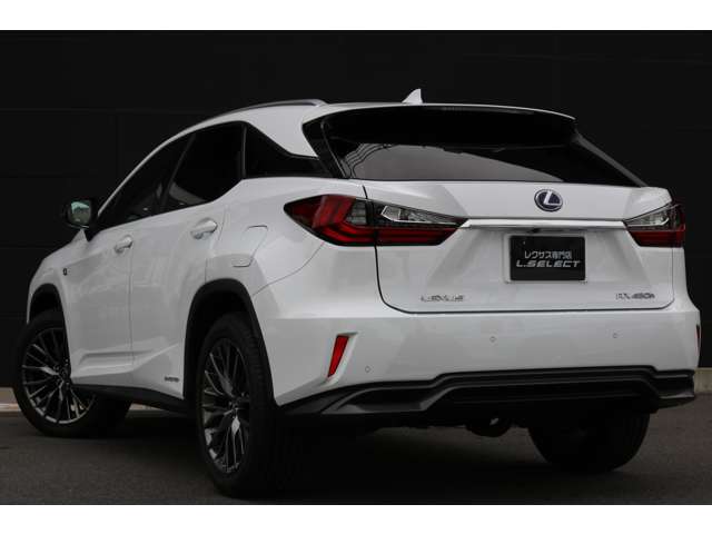 Lexus RX 8