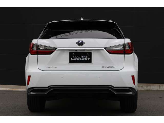Lexus RX 9