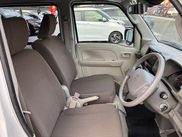 Nissan NV100 Clipper 6