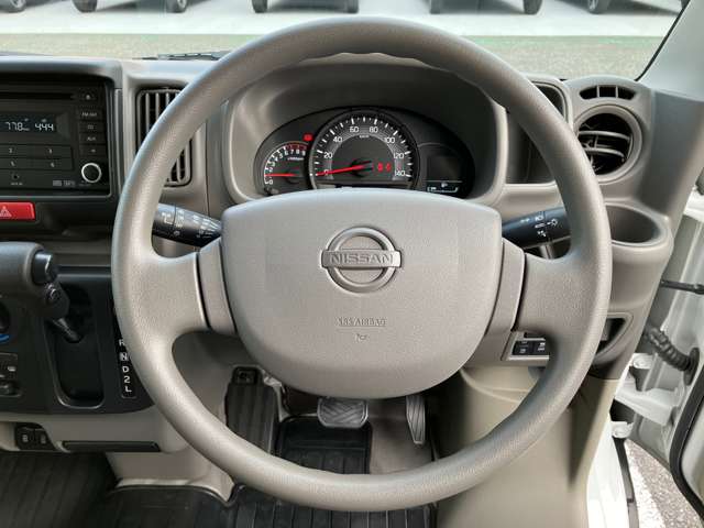 Nissan NV100 Clipper 10
