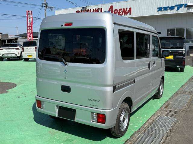 Suzuki Every 4