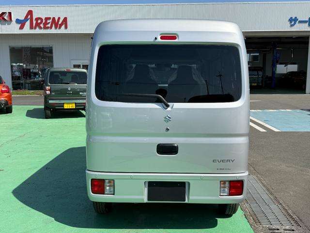 Suzuki Every 5