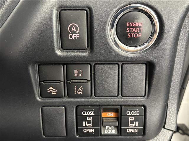 Toyota Esquire 11