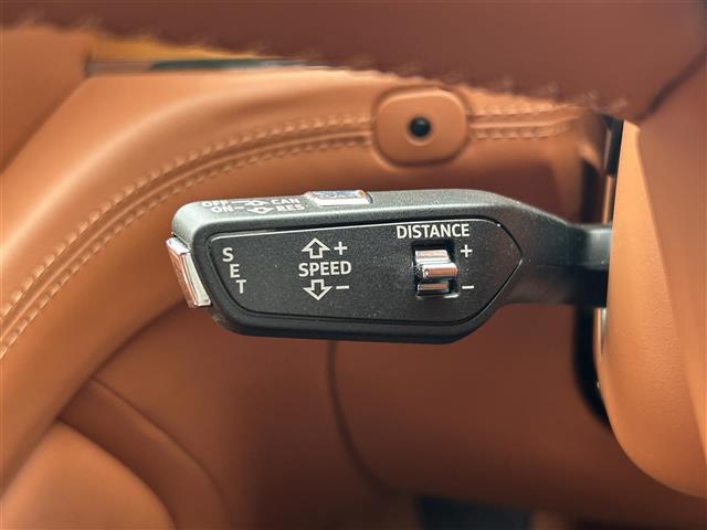 Bentley Bentayga 10