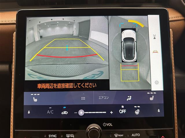 Lexus LBX 8