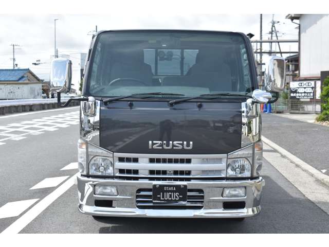 Isuzu Elf 6