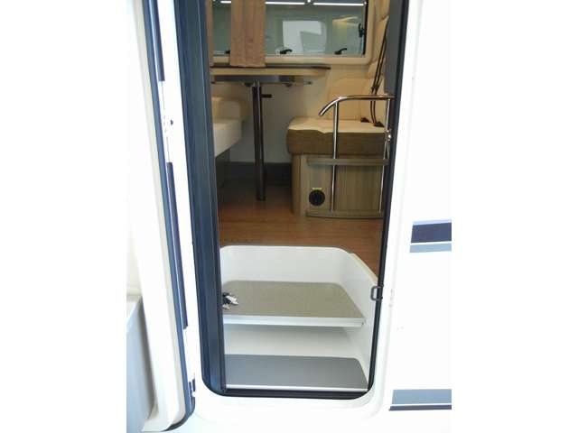 Toyota Camroad 7