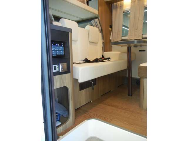 Toyota Camroad 9
