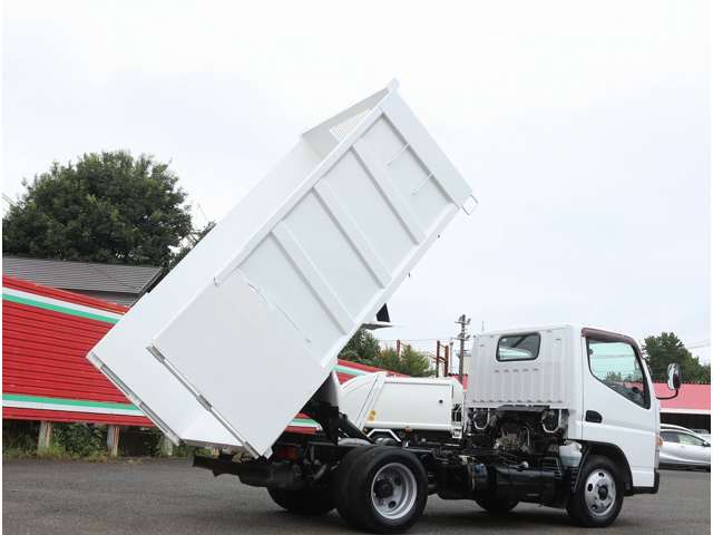 Mitsubishi Fuso Canter 3