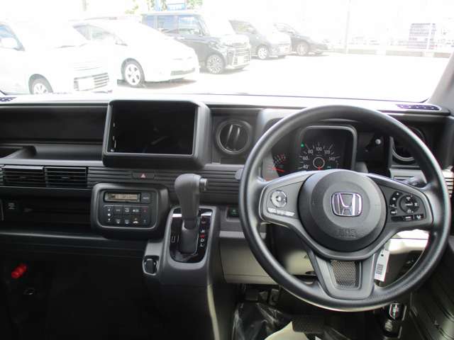 Honda N-VAN 9