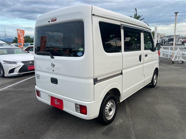 Nissan NV100 Clipper 11