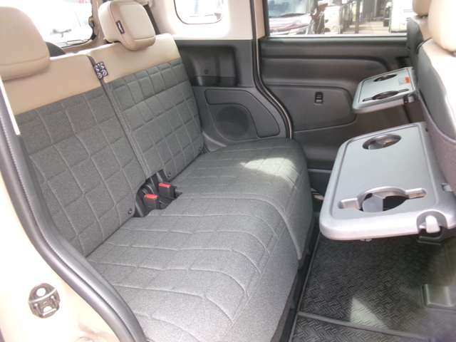 Mitsubishi Delica Mini 12