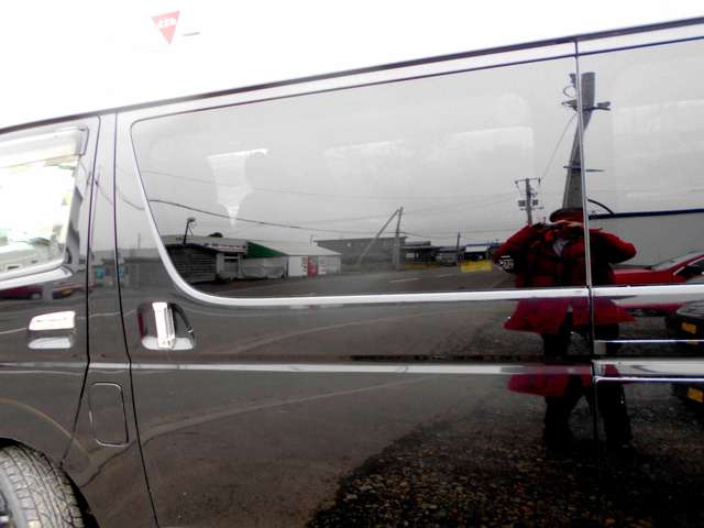 Toyota Regius Ace 5