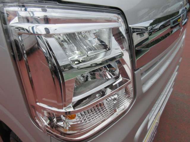 Suzuki Every 12