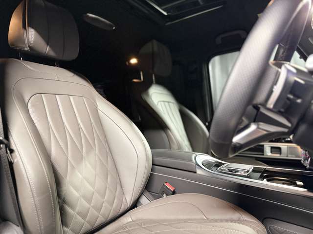 Mercedes-Benz G-Class 10