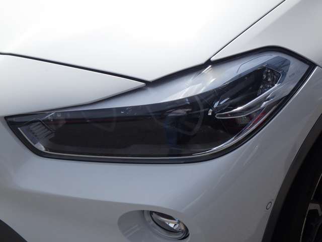 BMW X2 4