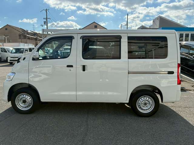 Toyota Town Ace Van 2