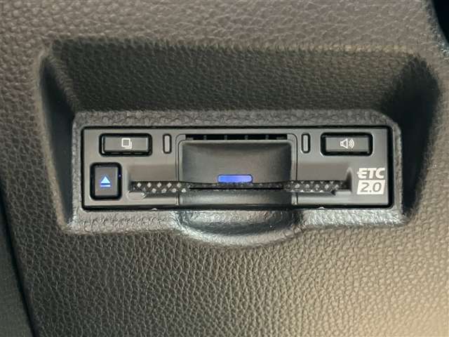 Toyota Noah 10