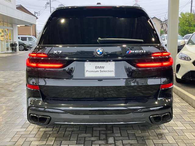 BMW X7 6