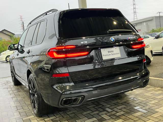 BMW X7 8