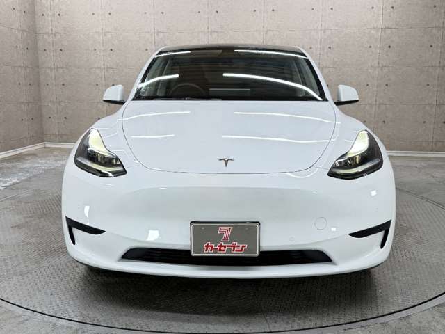 Tesla Model Y 9