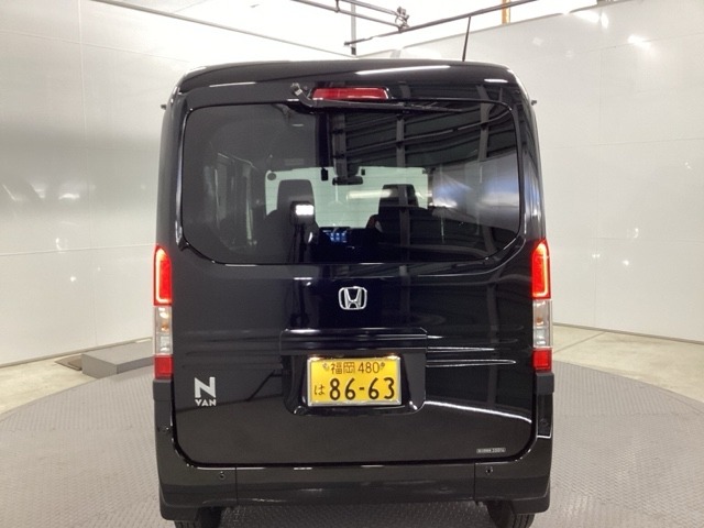 Honda N-VAN 8