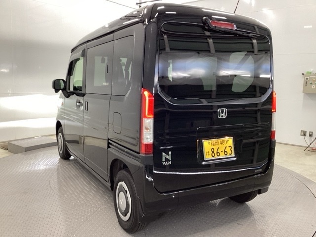 Honda N-VAN 9