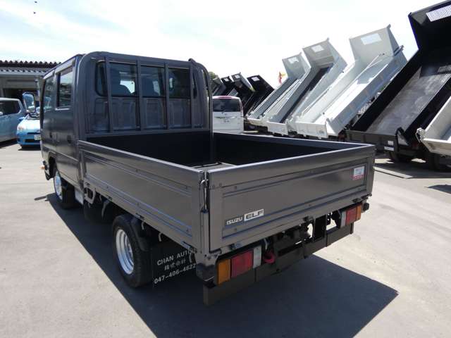 Isuzu Elf 9