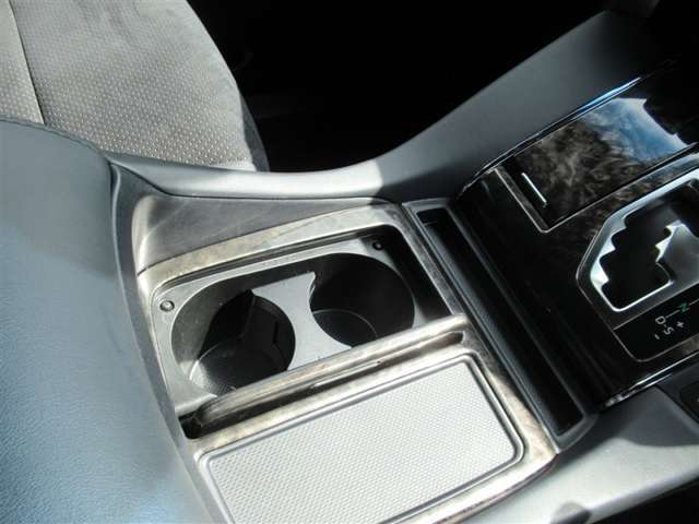 Toyota Alphard 12