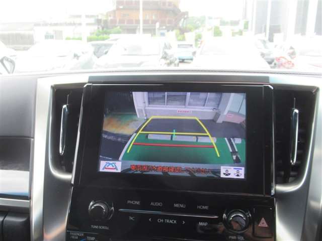 Toyota Alphard 5