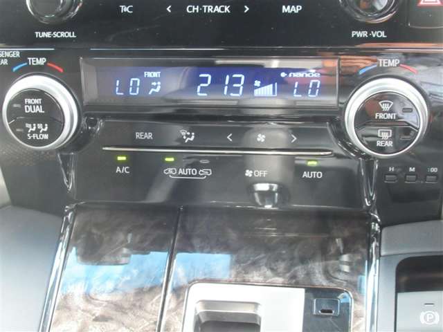 Toyota Alphard 9
