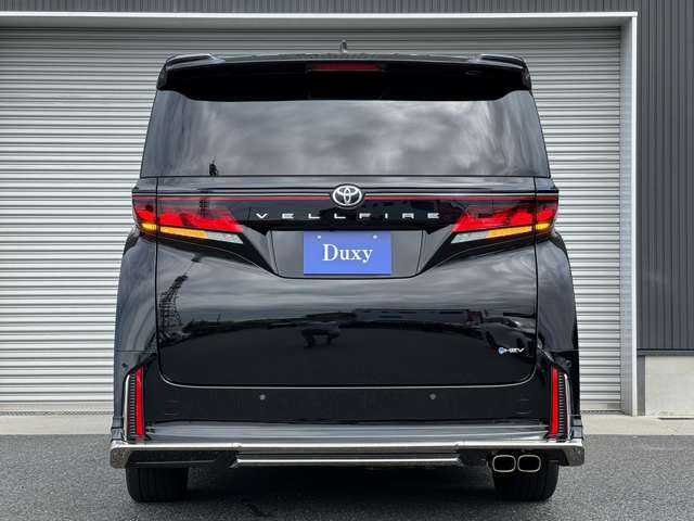 Toyota Vellfire 12