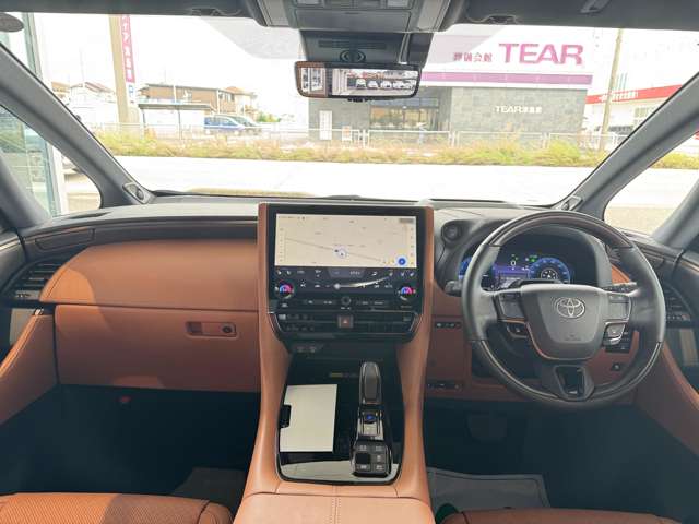 Toyota Vellfire 4