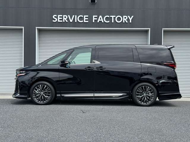 Toyota Vellfire 10