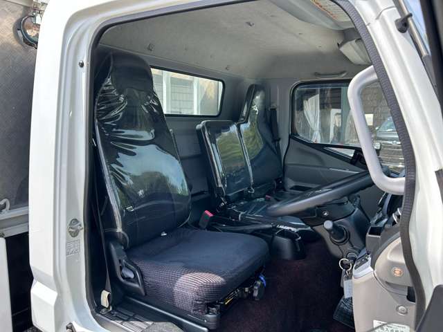 Mitsubishi Fuso Canter 11