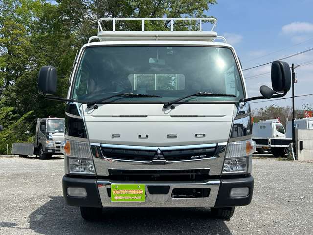 Mitsubishi Fuso Canter 2